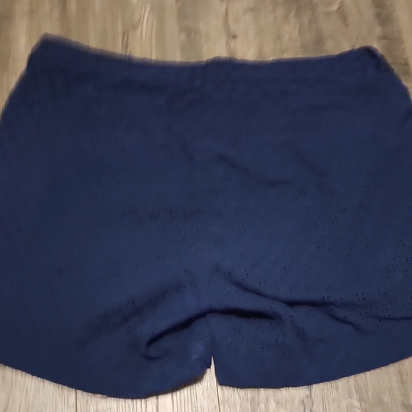 Navy Eyelet Women's Shorts - Picture 4 of 4